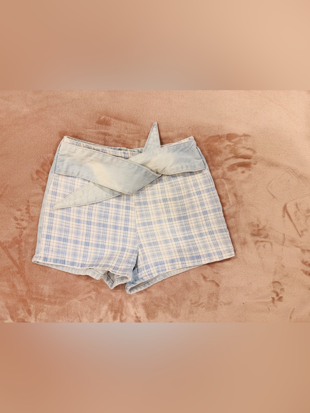 BDG Urban Outfitters Tie Front Plaid Denim Shorts Blue Size 0